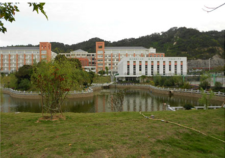 厦门医学高等专科-16373688579